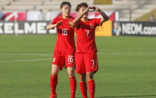 女足亚洲杯-中国女足4-0完胜中国台北 王霜造3球王珊珊头槌建功