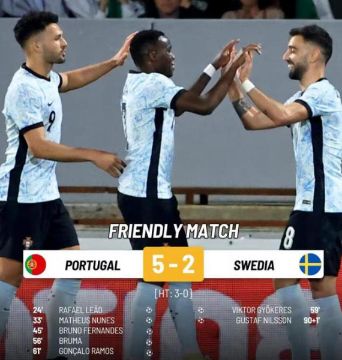 友谊赛-葡萄牙5-2大胜瑞典 C罗缺阵B费传射葡萄牙各赛事11连胜