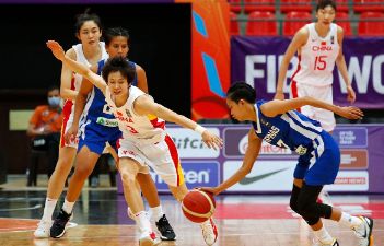 亚洲杯-中国女篮91分狂胜菲律宾 杨力维21+5+5