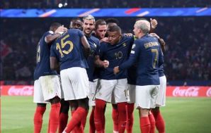 欧预赛-琼阿梅尼世界波图拉姆破门吉鲁伤退 法国2-0完胜爱尔兰