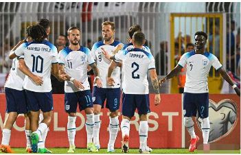 欧预赛-英格兰4-0轻取马耳他 阿诺德世界波萨卡造乌龙凯恩点射